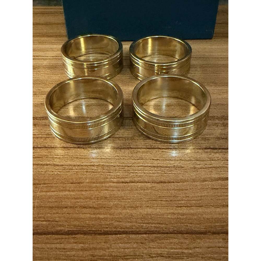 VTG Virginia Metalcrafters Solid Brass Napkin Rings Set 4 Reeded Ribbed In Box - Picture 5 of 12